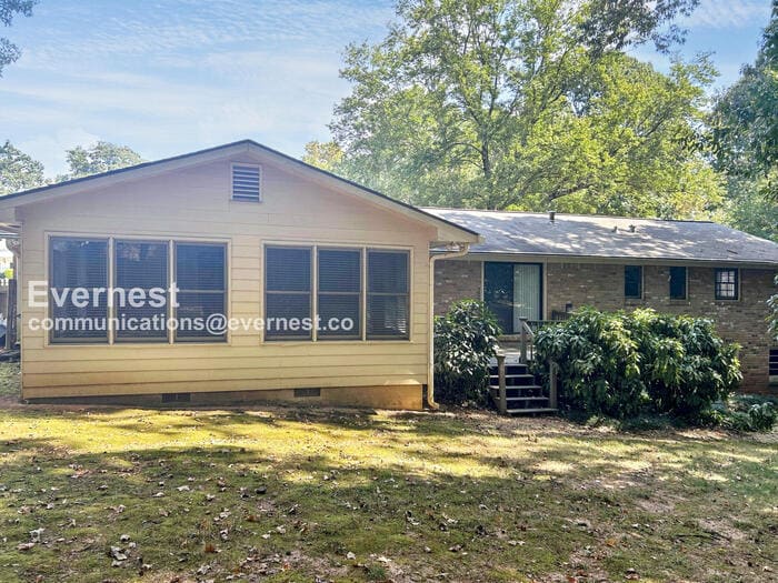 1133 Wonder Ln in Marietta, GA - Building Photo