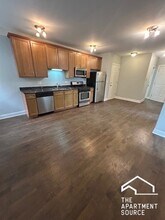 4554 W George St, Unit 1 in Chicago, IL - Building Photo - Building Photo