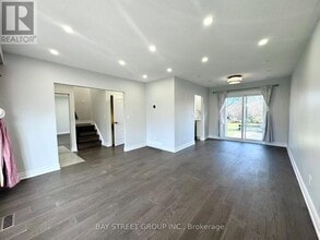 55 Taylor Rd in Ajax, ON - Building Photo - Building Photo