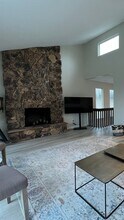 444 6th St W in North Vancouver, BC - Building Photo - Building Photo