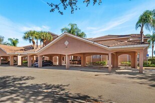 819 Fairwaycove Ln in Bradenton, FL - Building Photo