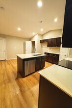 6912 N Hydraulic Ave in Park City, KS - Building Photo - Building Photo