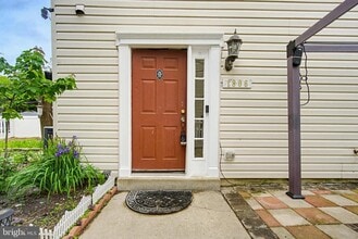 1806 Watch House Cir N in Severn, MD - Building Photo - Building Photo