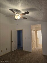 355 Village Pointe Dr in Akron, OH - Building Photo - Building Photo