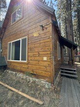 1044 Glen Rd in South Lake Tahoe, CA - Building Photo - Building Photo
