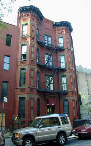 164 W 128th St in New York, NY - Building Photo