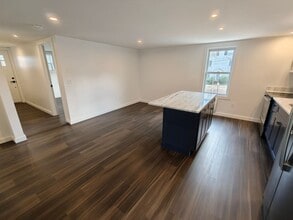 225 State St in Northampton, MA - Building Photo - Building Photo