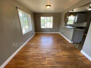 1203 E Canby St in Laramie, WY - Building Photo - Building Photo