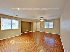 9180 Giardino Villa St, Unit 6-420 in Las Vegas, NV - Building Photo - Building Photo