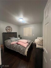 3470 Seaside Treasures Ct in Las Vegas, NV - Foto de edificio - Building Photo