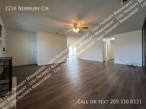 2236 Newbury Cir in Lodi, CA - Building Photo - Building Photo