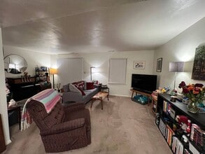 2800 Newton Ct in Blacksburg, VA - Building Photo - Building Photo