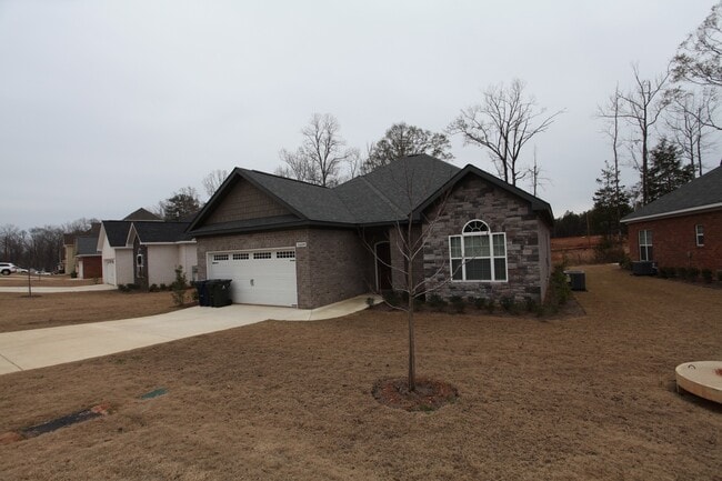 1609 N Camden Dr in Auburn, AL - Building Photo - Building Photo