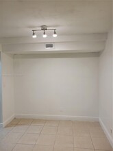 5646 Rock Island Rd in Tamarac, FL - Building Photo - Building Photo