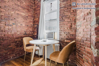 57 Thompson St in New York, NY - Foto de edificio - Building Photo