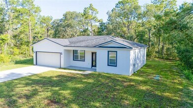 125 Fisher Way in Ocklawaha, FL - Building Photo - Building Photo