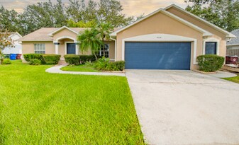 4828 Jeanette Ct in St. Cloud, FL - Building Photo