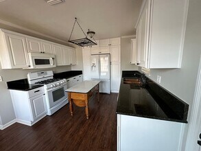 1013 Glacier Dr in Barstow, CA - Building Photo - Building Photo