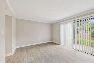 Pinewood Station in Hillsborough, NC - Building Photo - Building Photo