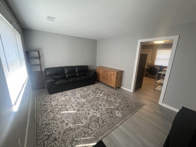 property at 904 E Market St
