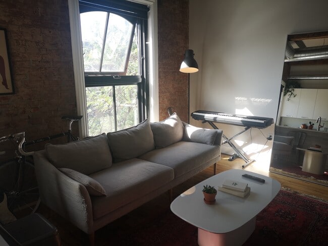 Treble Hall in Hamilton, ON - Building Photo - Building Photo