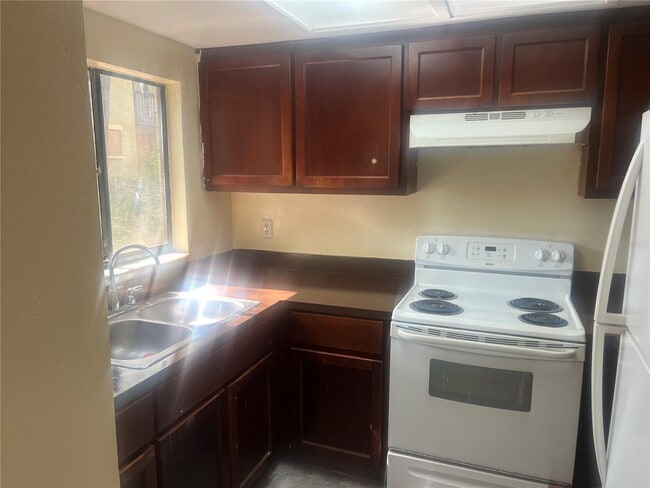 513 SW 68th Terrace in Gainesville, FL - Building Photo - Building Photo