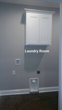 416 S Sherman Ave, Unit D in Iowa, LA - Building Photo - Building Photo