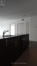 234-1234 Rideau St in Ottawa, ON - Building Photo - Building Photo