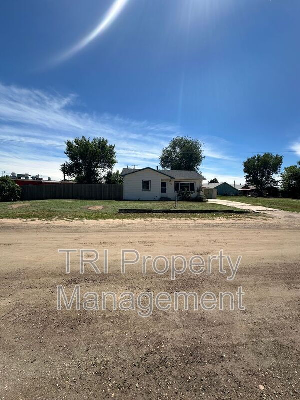 property at 404 10th St