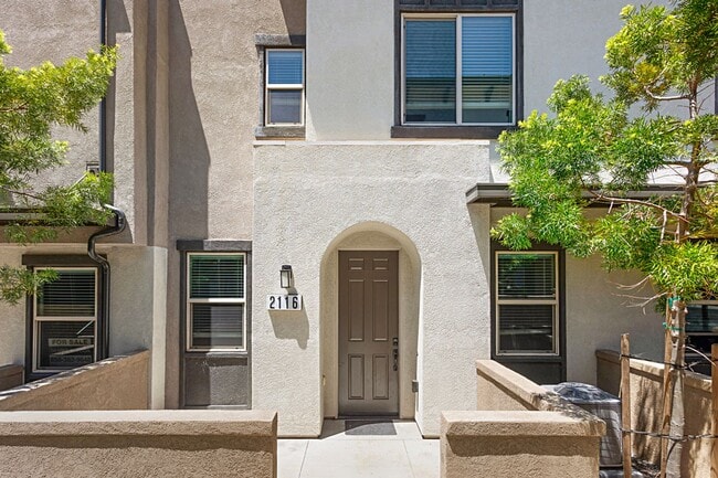 property at 2116 Solara Ln