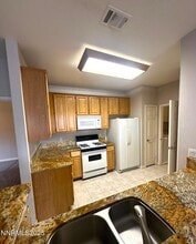900 S Meadows Pkwy in Reno, NV - Building Photo - Building Photo