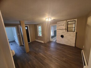 122 Water St, Unit 1 in Stoughton, MA - Building Photo - Building Photo