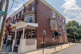 1920 W Berks St in Philadelphia, PA - Building Photo - Building Photo