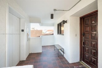 2600 Cardena St in Coral Gables, FL - Building Photo - Building Photo