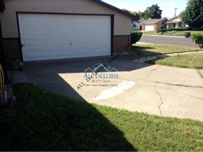 2337 Benita Dr in Rancho Cordova, CA - Building Photo - Building Photo