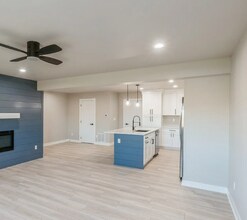 14311 Springbrook Trl in Grimes, IA - Building Photo - Building Photo