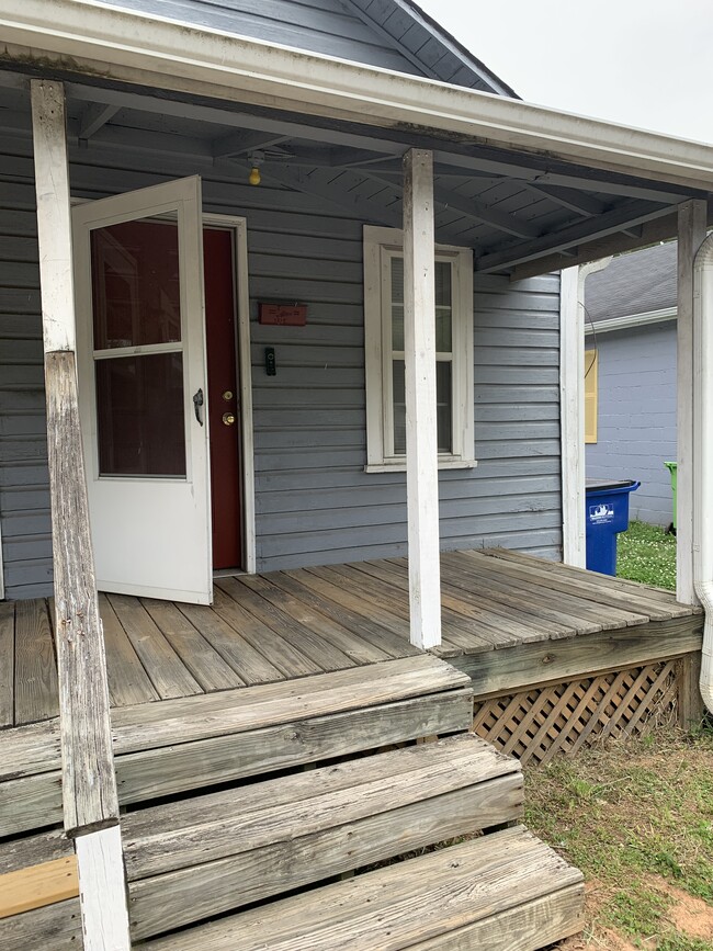 1515 Poole Rd, Unit 1 in Raleigh, NC - Building Photo - Building Photo