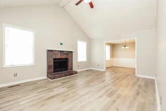 126 Fergus Rd in La Vergne, TN - Building Photo - Building Photo