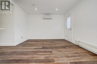 166 Vaughan Rd in Toronto, ON - Building Photo - Building Photo