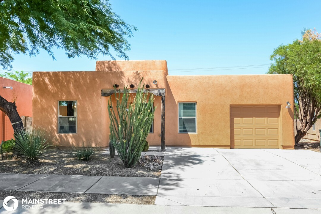 6566 S Avenida Santa Carolina in Tucson, AZ - Building Photo