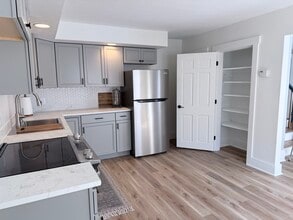 221 Baldwin St, Unit 221 in Laconia, NH - Building Photo - Building Photo