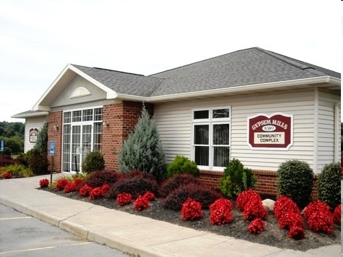 Gypsum Mills Estates in Victor, NY - Building Photo