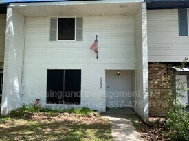 2339 Robley Dr in Lafayette, LA - Building Photo