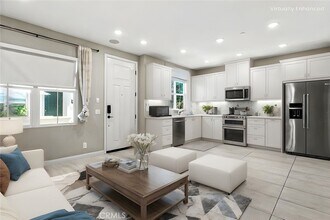 12162 Starling Ln in Whittier, CA - Building Photo - Building Photo