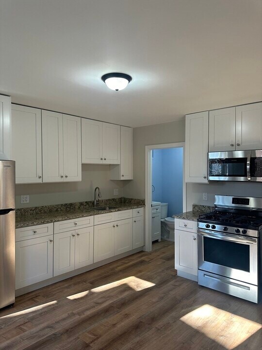 36 Nelson St, Unit 1 in Quincy, MA - Building Photo