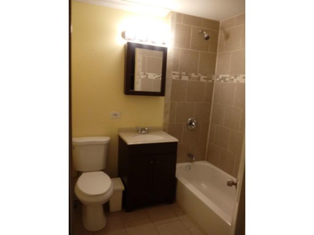 3442 S Emerald Ave-Unit -1F in Chicago, IL - Building Photo - Building Photo