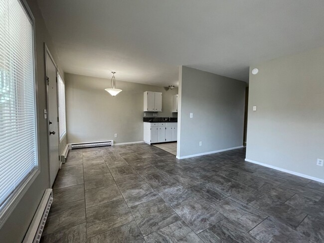 31 S Wenatchee Ave in Wenatchee, WA - Building Photo - Building Photo