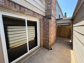 17159 Beaver Springs Dr in Houston, TX - Building Photo - Building Photo