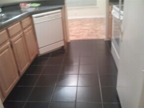 5979 Westgate Dr, Unit 1022 in Orlando, FL - Building Photo - Building Photo