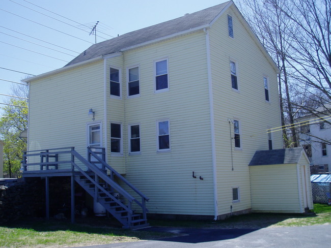 684-692 Douglas Pike in Burrillville, RI - Building Photo - Building Photo